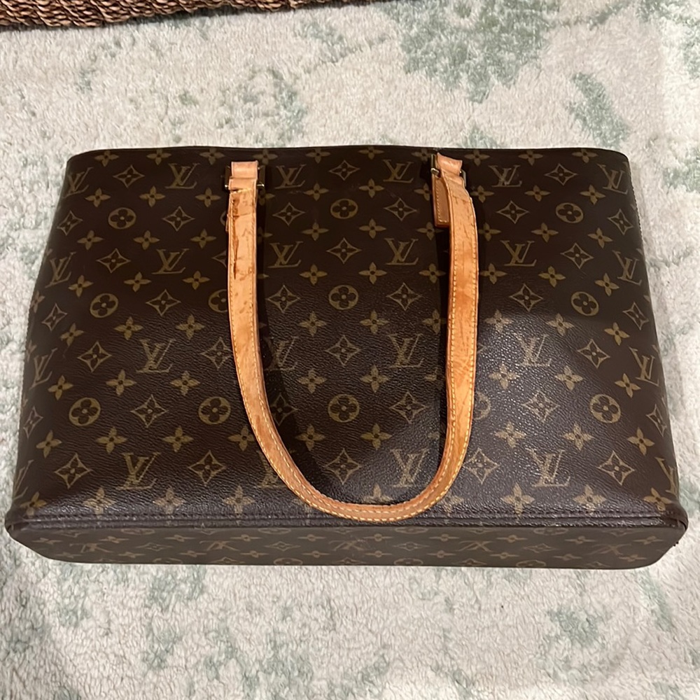 Louis Vuitton Luco Monogram Canvas Tote